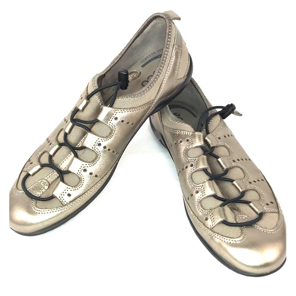 ECCO Size 41 Flats Stretch Gold EUC